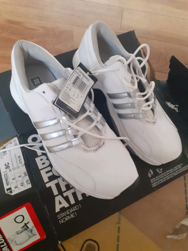 adidas w tech response